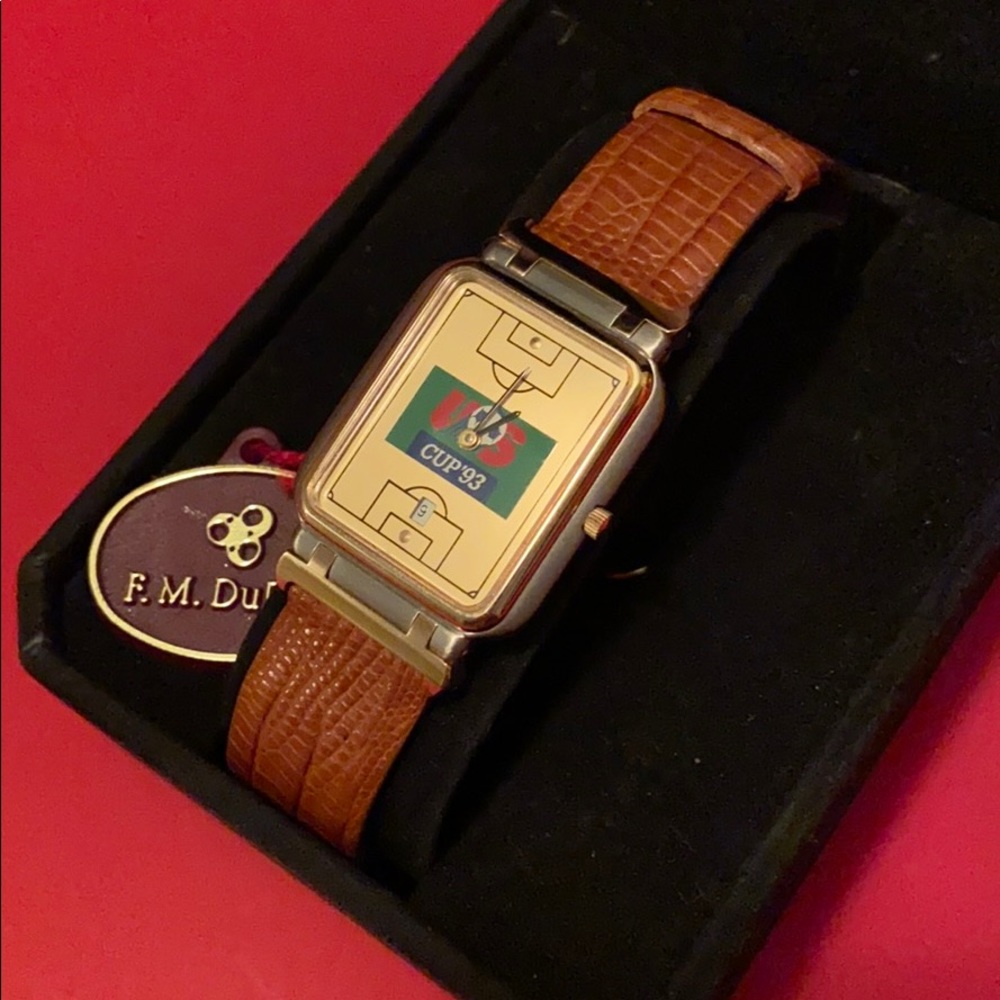 1993 NEW NIB F.M. DuRoy Soccer Watch Cup